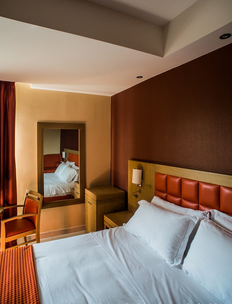 Hotel Ristorante La Campagnola Кассино Экстерьер фото