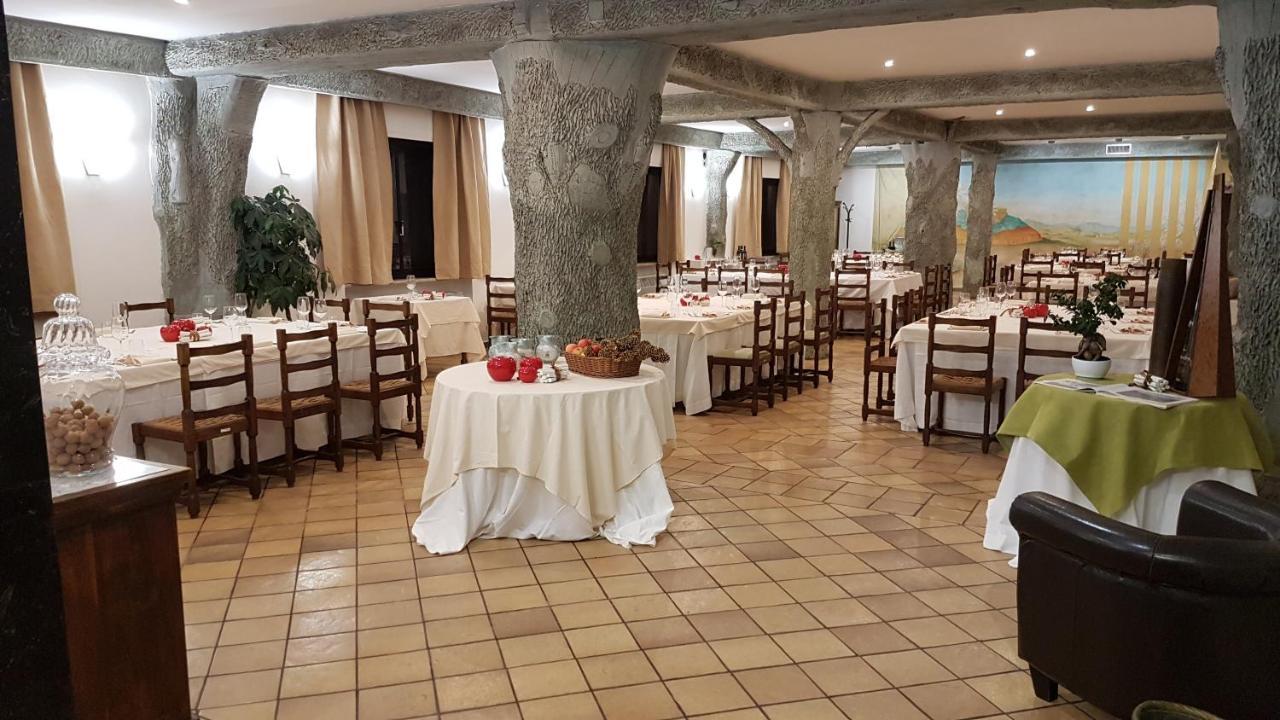 Hotel Ristorante La Campagnola Кассино Экстерьер фото